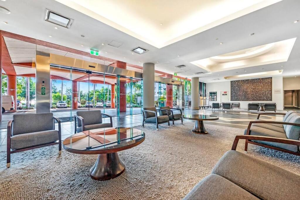 'Towering Palms' Resort-Style Apartment With A Separate Studio 达尔文 外观 照片